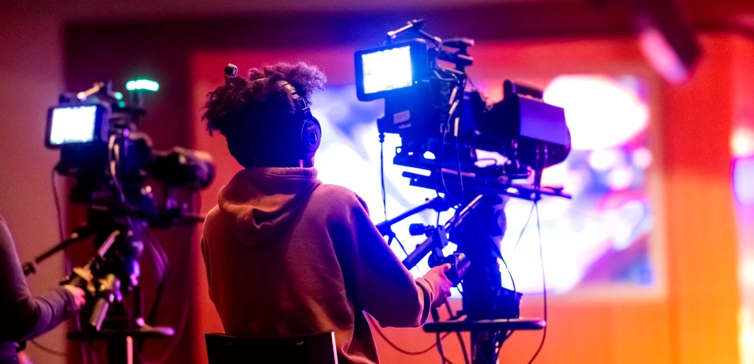 What our operators now handle during a live show: replay, graphics and playout